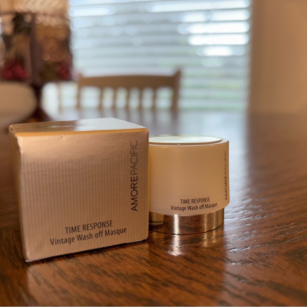 AMOREPACIFIC Time Response Vintage wash offface masque- Lot of 2